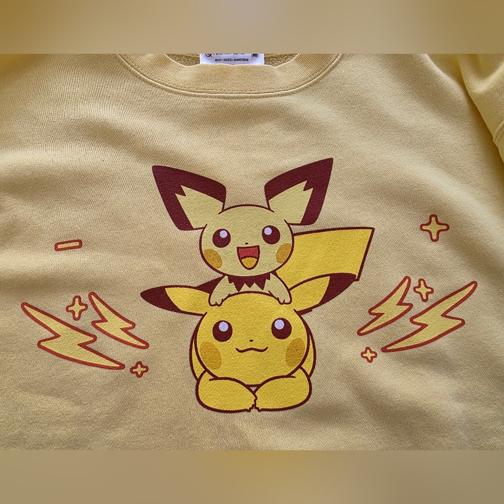 Pokémon Center × OMOCAT: Electric Type Midweight Crew Neck Sweatshirt, Medium - Picture 2 of 11